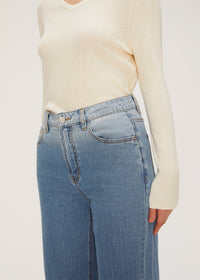 Women's Mid Rise Straight Jeans