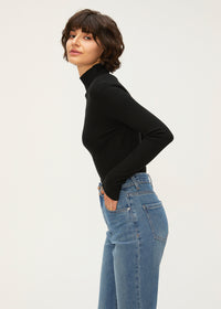 Women's Lambswool Slim Knitwear