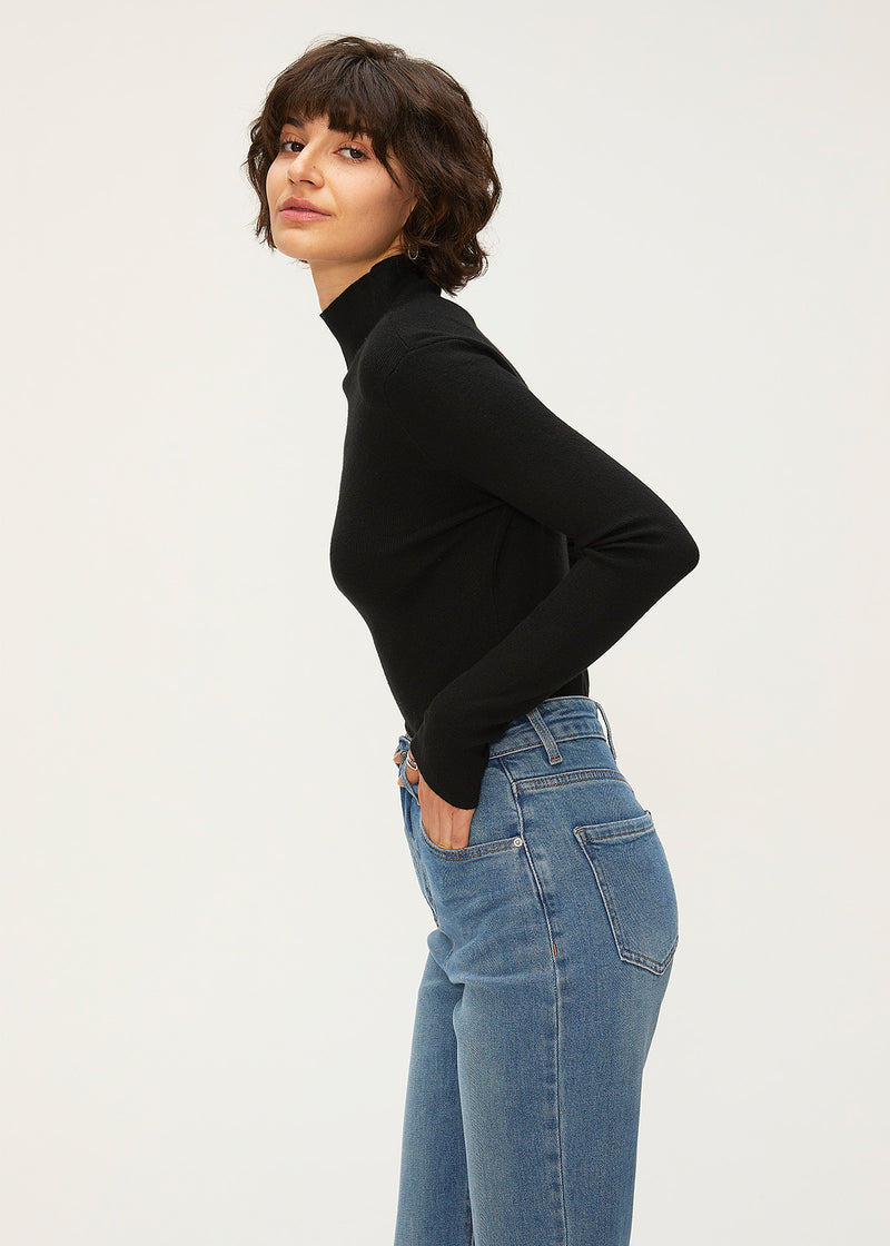 Women's Lambswool Slim Knitwear
