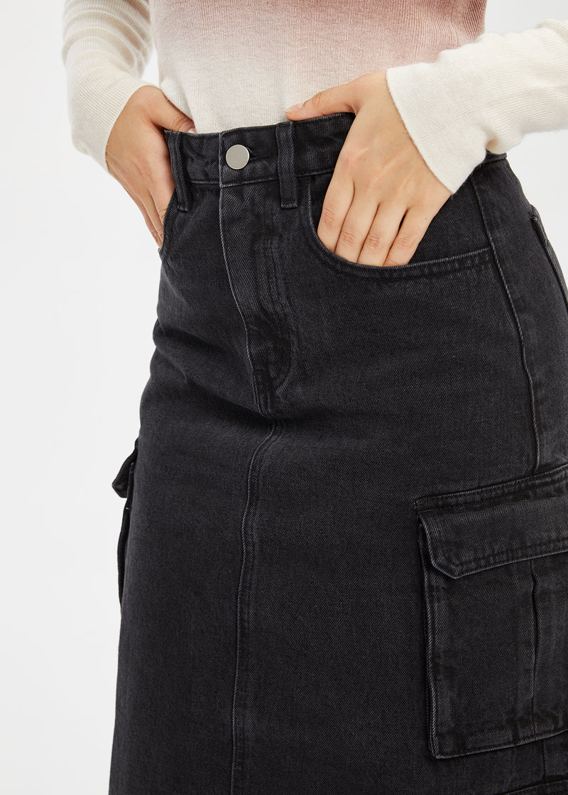 Women's Petite Cotton Cargo Denim Skirt