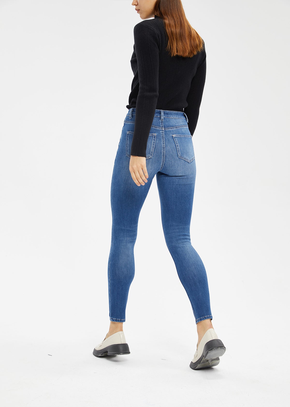 Women's Low Rise Ankle Length Skinny Jeans