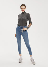 Women's Petite Mid Rise Brushed Basic Skinny Jeans