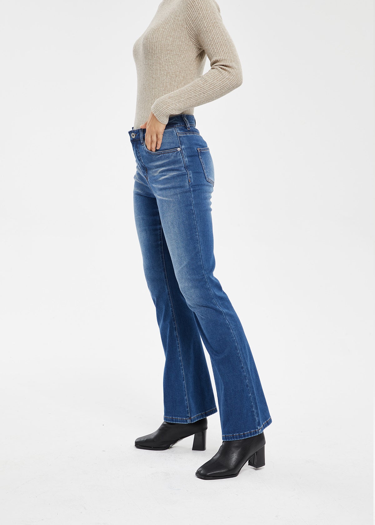 Women's Mid Rise Flare Jeans