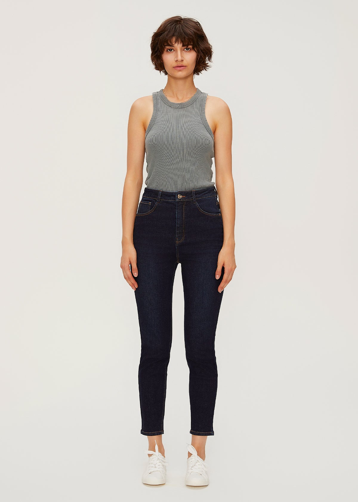 Women's Basic Skinny Jeans