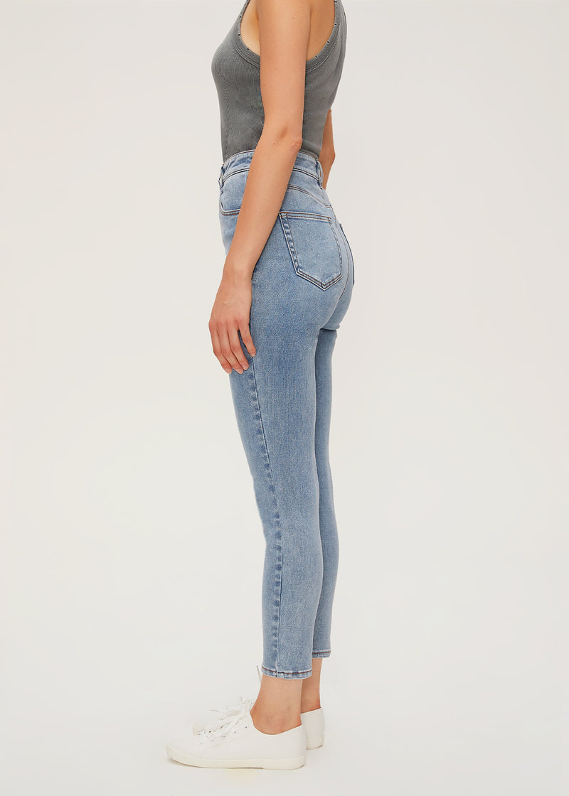 Women's Basic Skinny Jeans